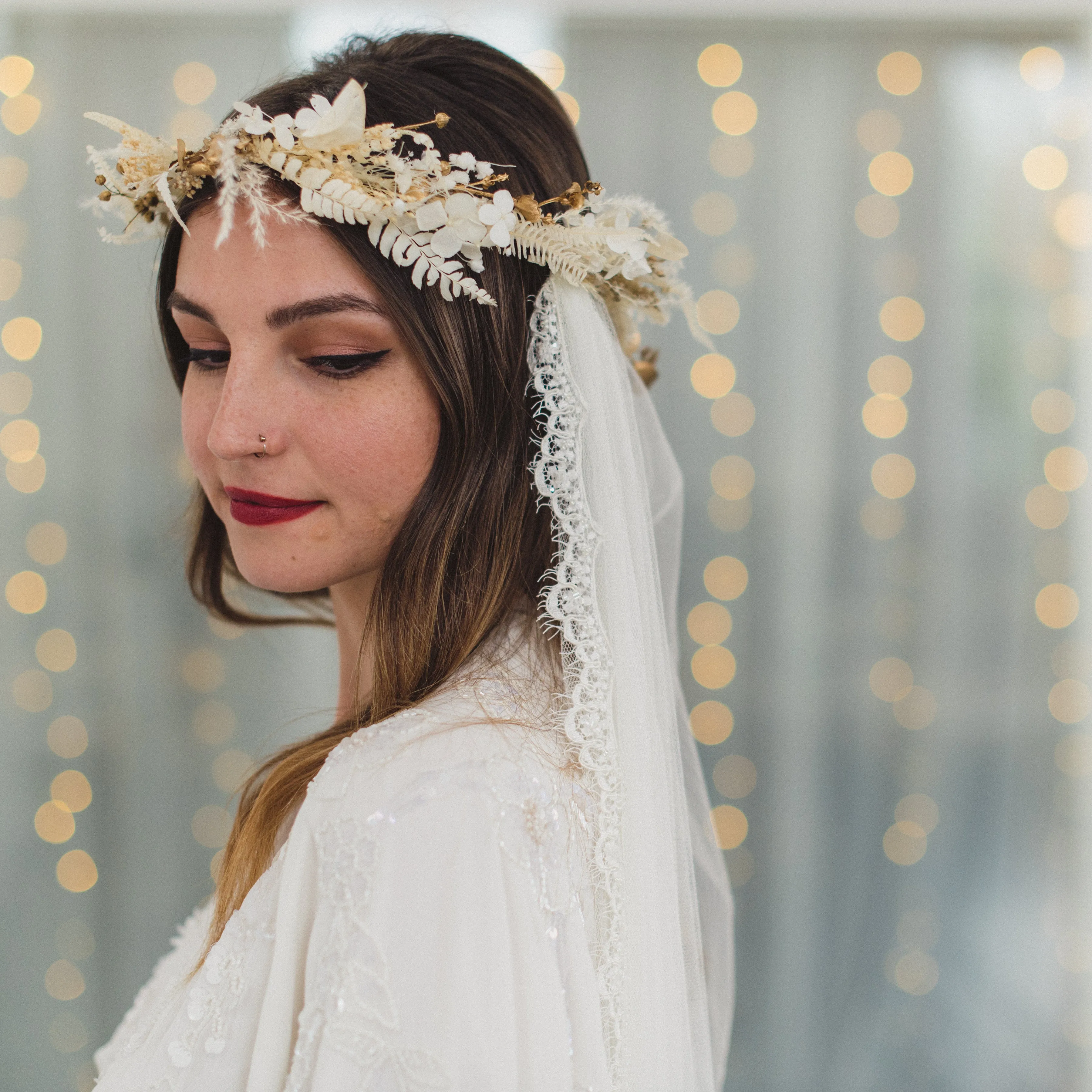 HAZEL | Soft draped veil with narrow beaded lace edge