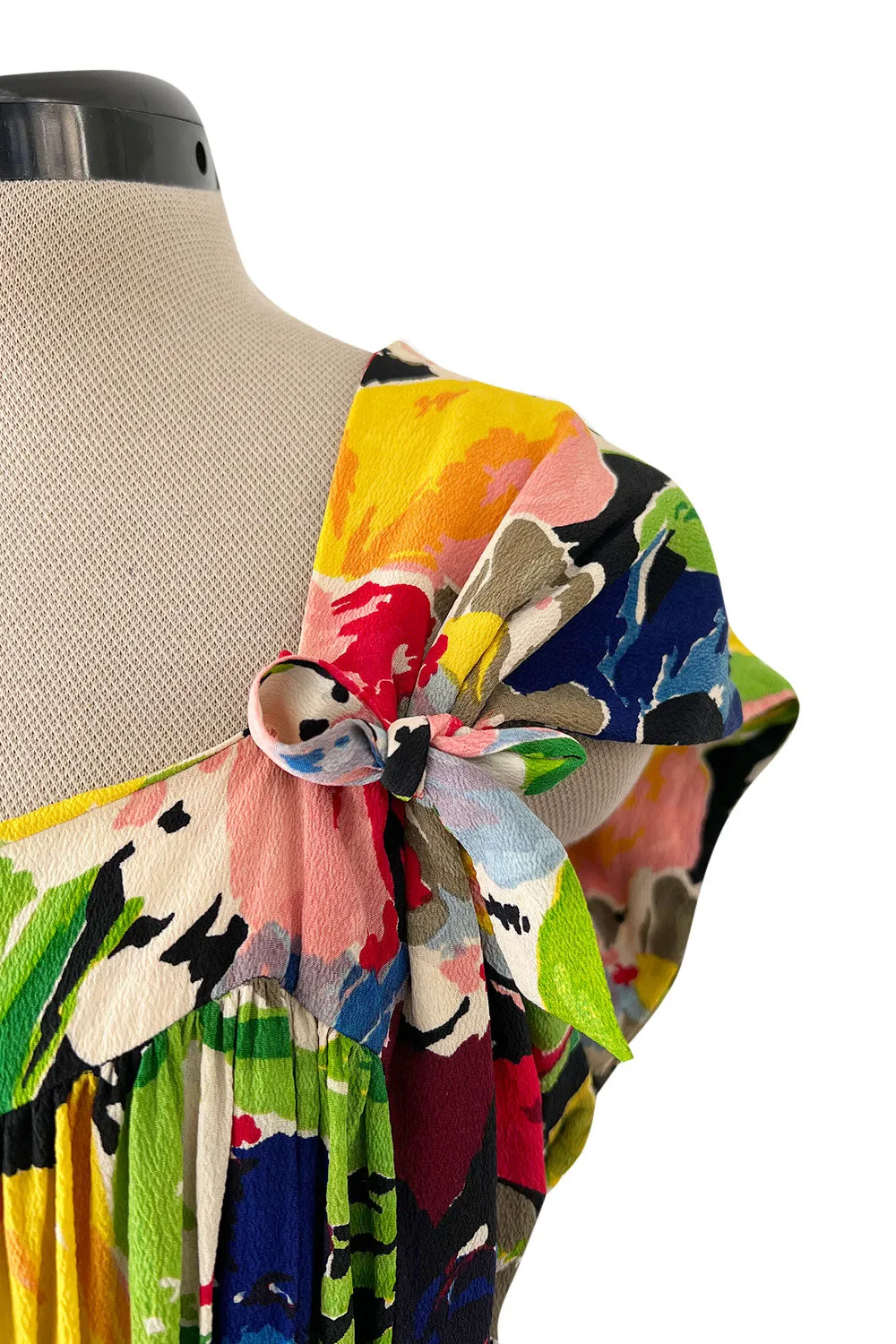 Outstanding 1930s Unlabeled Vibrant & Joyous Mutli Colour Floral Silk Crepe Dress