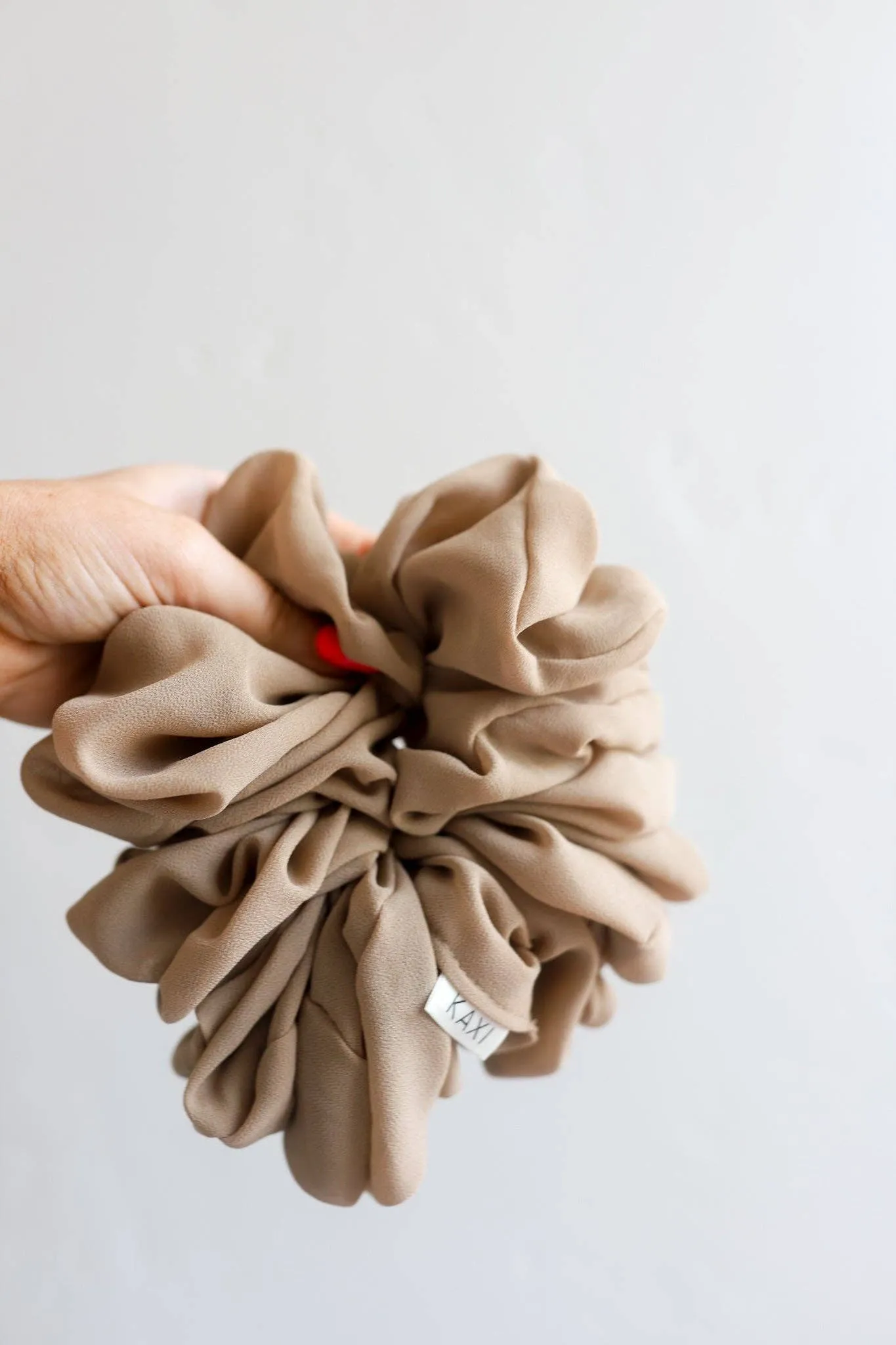 TAN JUMBO SCRUNCHIE