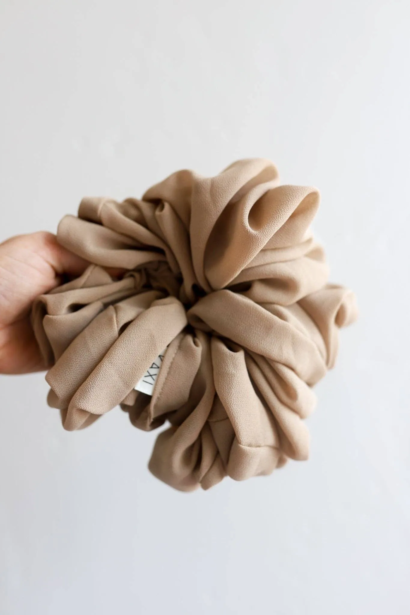 TAN JUMBO SCRUNCHIE